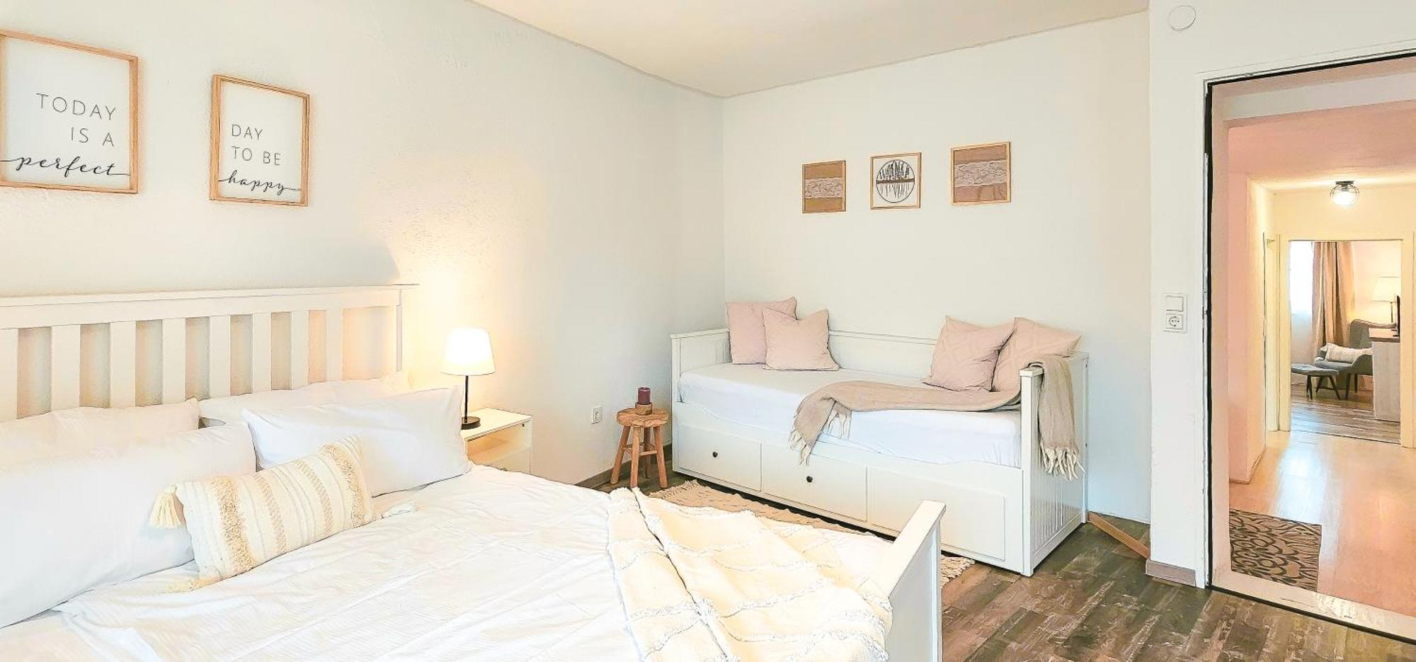 Apartment Suedwind - Beautiful Premium Apartment With 2 Bedrooms Near Rhine Falls & Zurich Airport In Klettgau Weisweil  Buitenkant foto